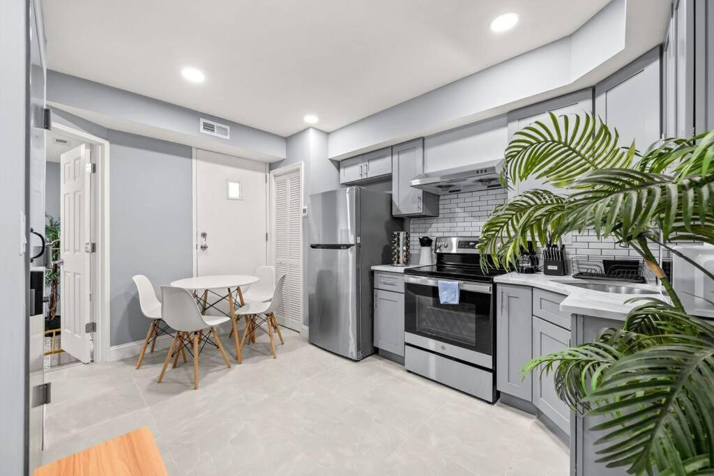 New! Cozy Apt In Center City! Philadelphia Kültér fotó