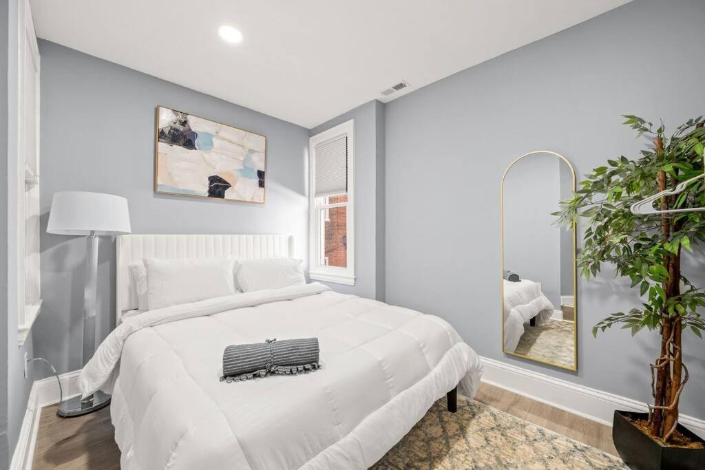 New! Cozy Apt In Center City! Philadelphia Kültér fotó