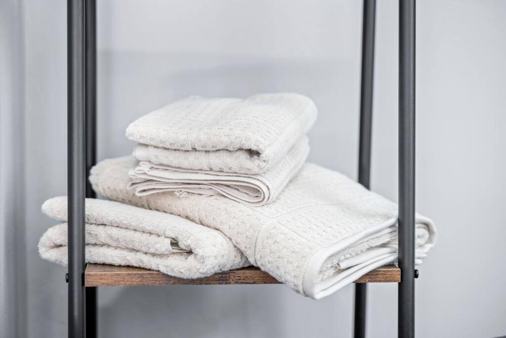 New! Cozy Apt In Center City! Philadelphia Kültér fotó